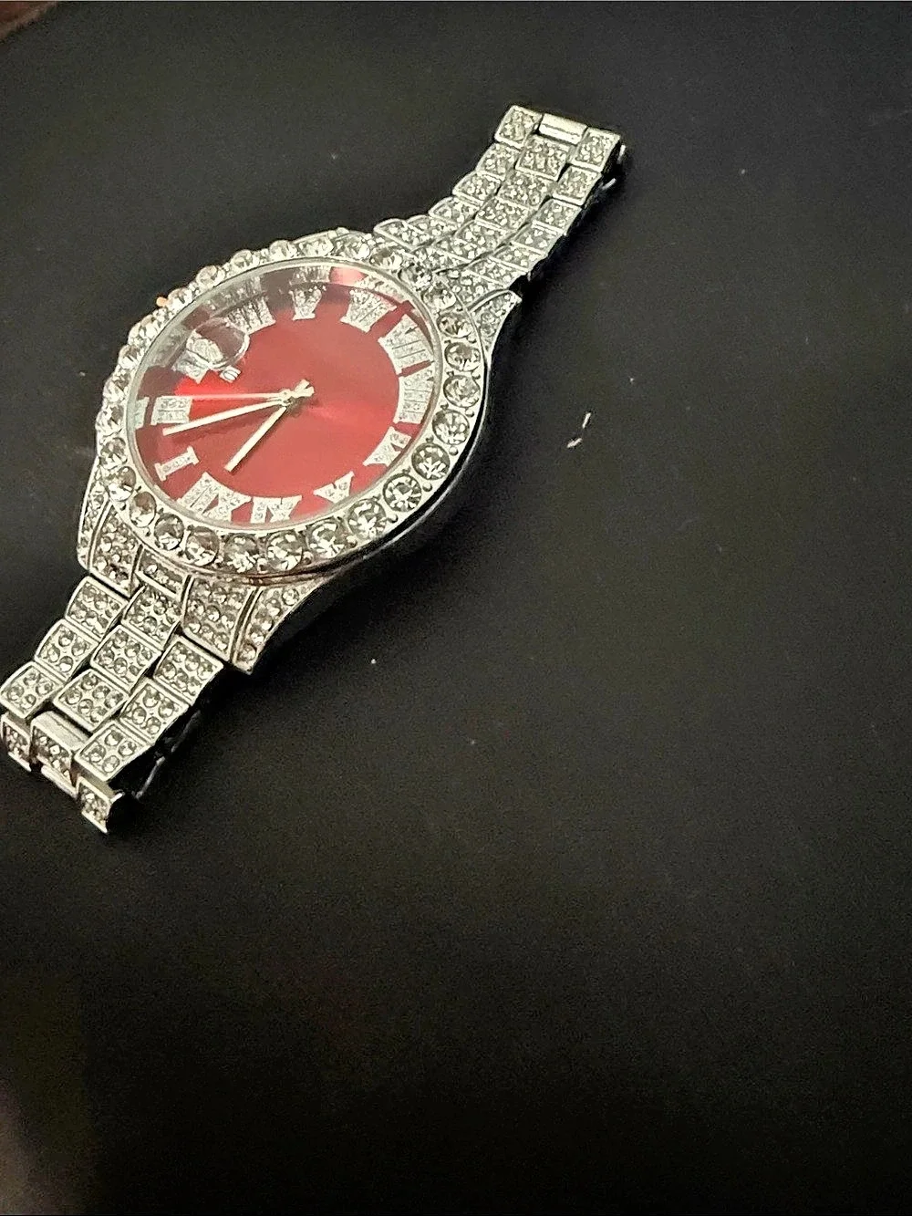 FAKE red watch